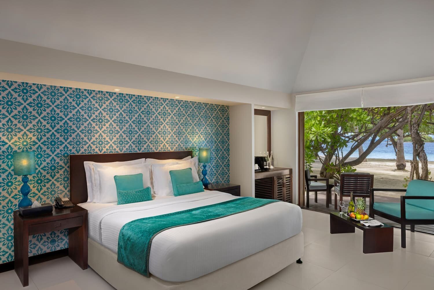 Deluxe Beach Villa at Adaaran Select Hudhuran Fushi